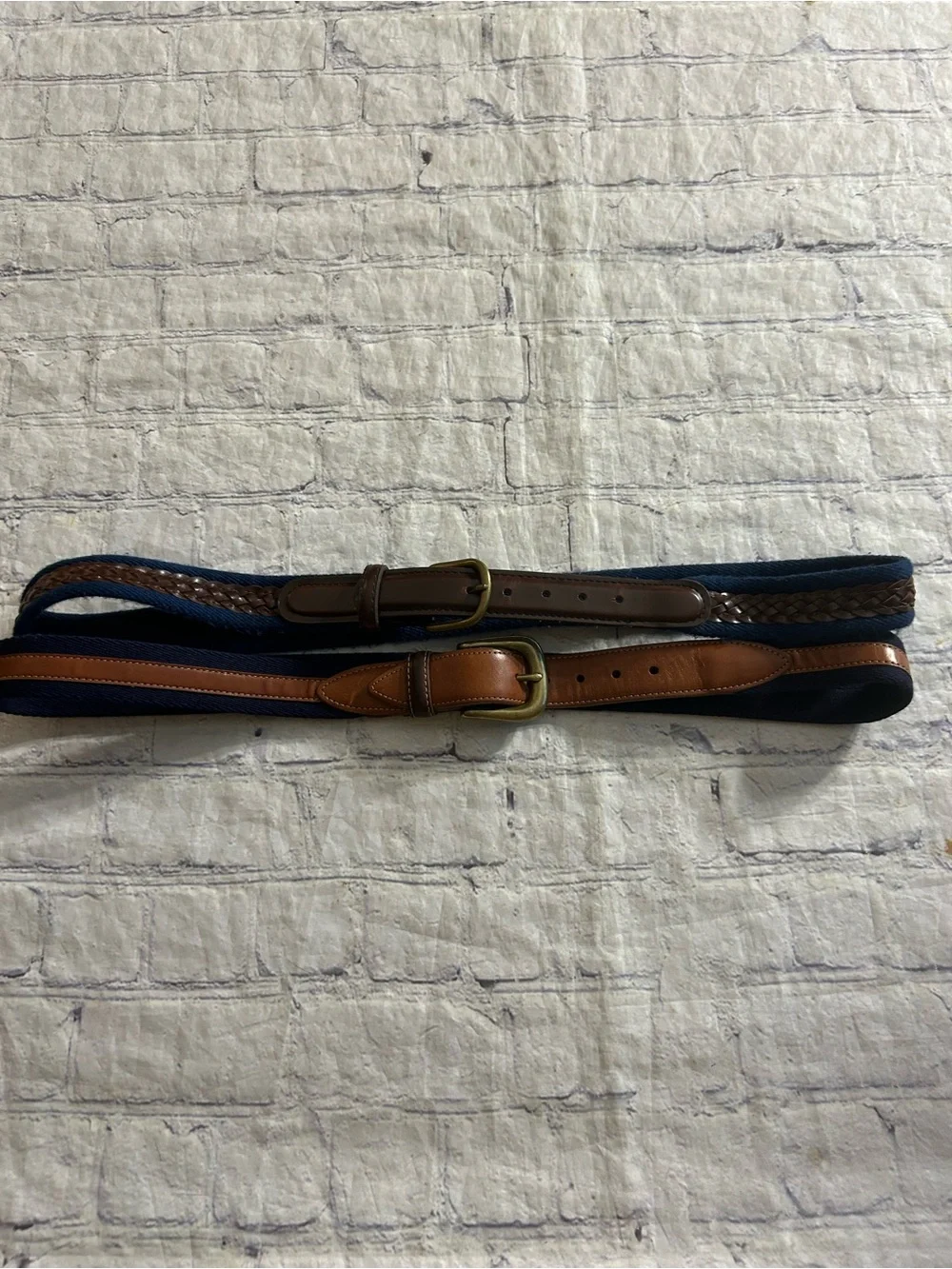 ROUNDTREE & YORK NAVY/BROWN BRASS BUCKLE AND NAVY WITH BROWN BRAIDED MEN BELTS